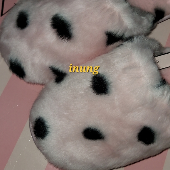 Victoria Secret Plush Slide size Medium NWT - Picture 5 of 7